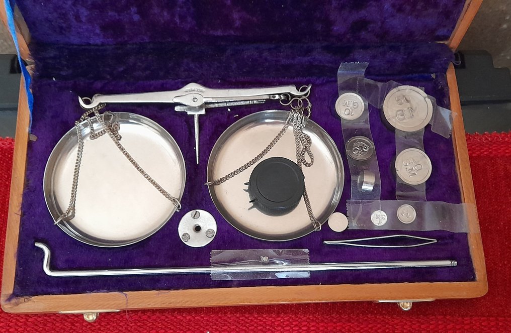 Balance or scale (3) - Steel #3.2