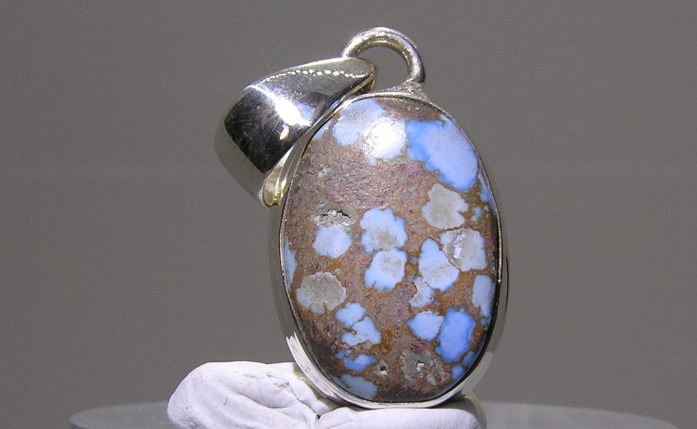 Turquoise Pendant - Height: 33 mm - Width: 14 mm- 3.51 g - (1) #1.0