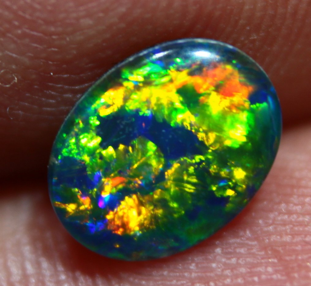 Ct. 1,30 høj kvalitet australsk opal triplet - Cabochon - Højde: 9 mm - Bredde: 7 mm- 0.26 g #3.2