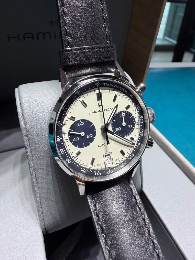 Hamilton - American Classic Intra-matic Auto chrono - Ingen reservasjonspris - H38416711 - Unisex - 2025 #1.0