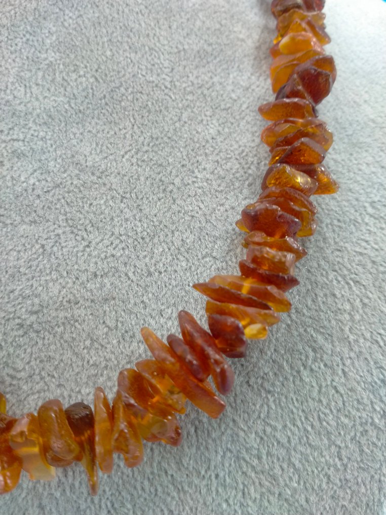 Halskette aus Bernstein - Breite: 55 cm- 49 g #2.1