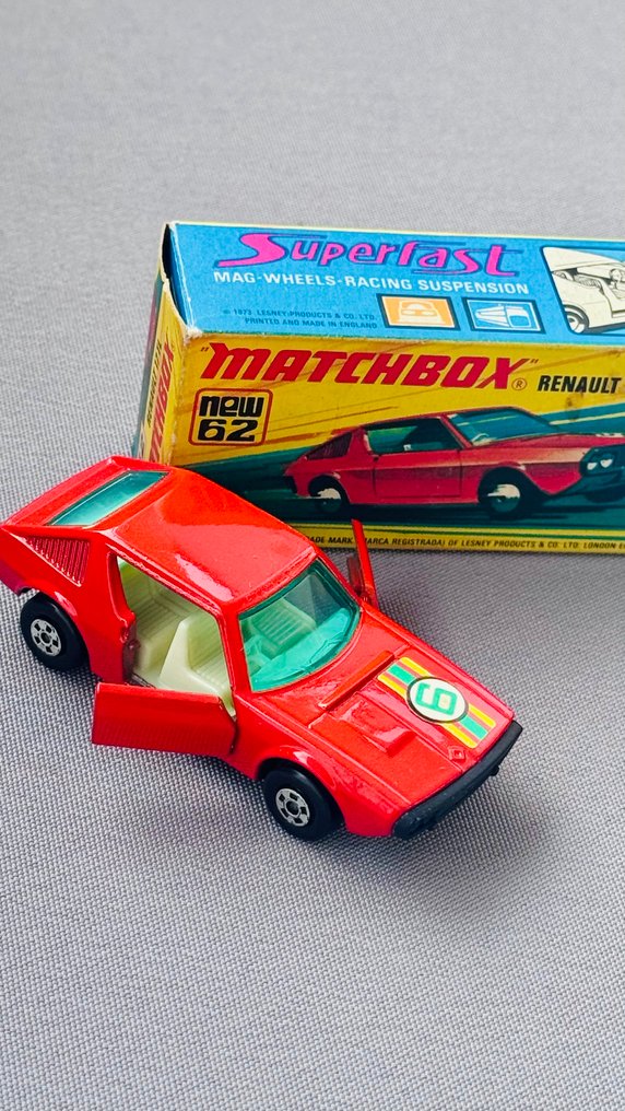 Matchbox 1:64 - Modelbil - Matchbox Superfast 62 Renault 17TL, Boxed #1.0