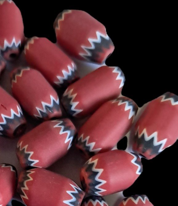 红色玫瑰色珍珠 - 21世纪 #2.1