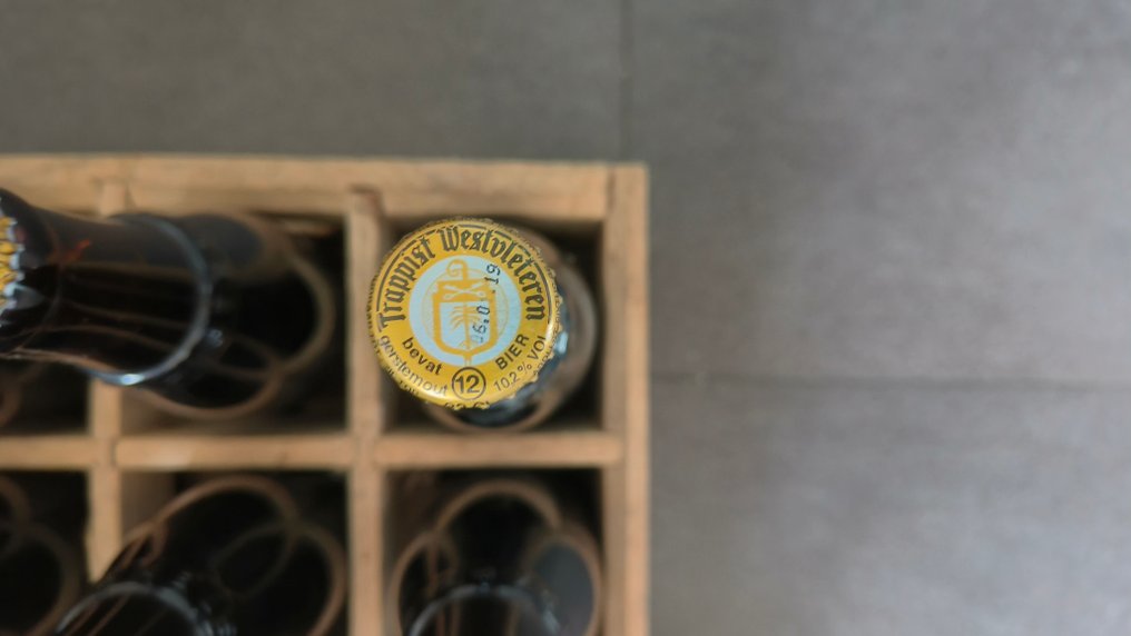 Westvleteren - XII w/ original crate - 33cl - 24 bottles #3.2
