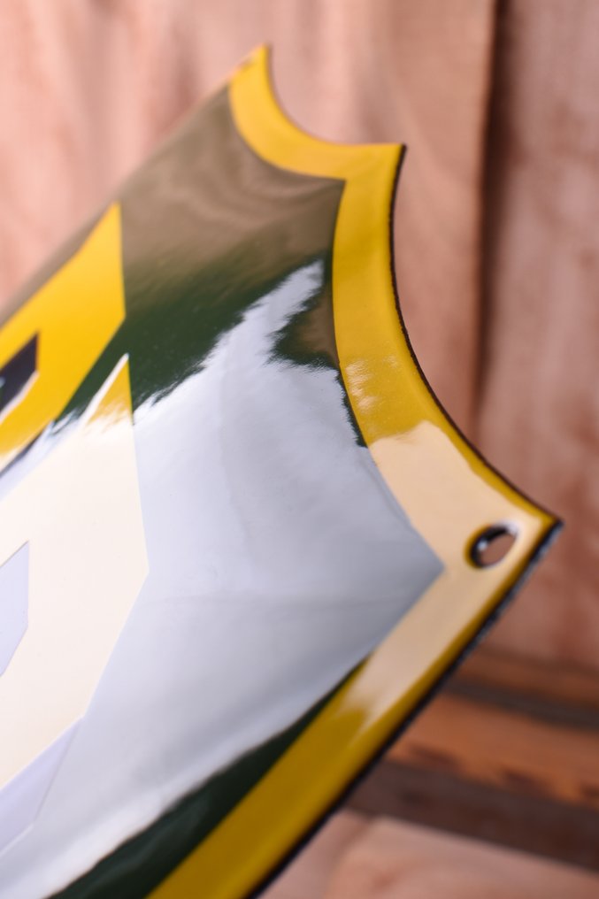 BP emblem; enamel sign; rare auction with this design; handmade!; No Reserve - Jel - Zománc #2.1