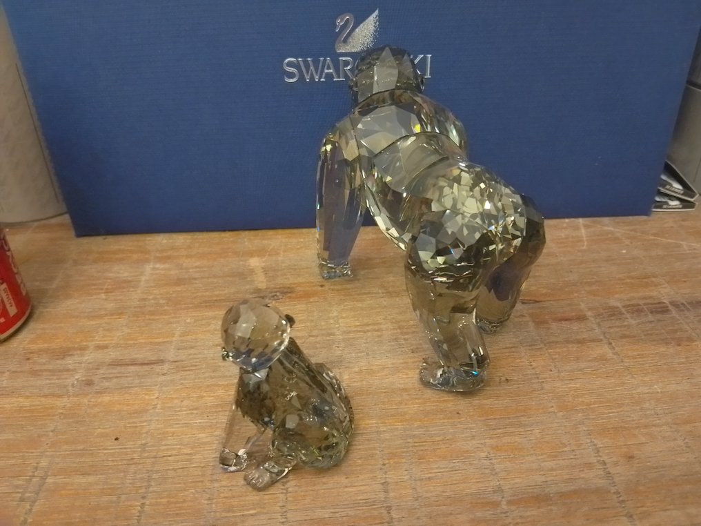 Swarovski - Figurine - SCS - Annual Edition 2009 - Gorillas - 952504 - Box + Certificate - Crystal #4.3
