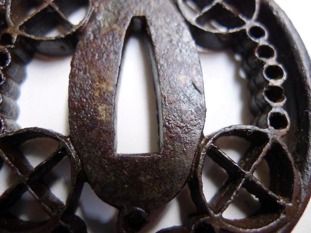 美丽的辔头图案 sukashi tsuba - 日本 - 江戶時代（1600-1868） #2.1