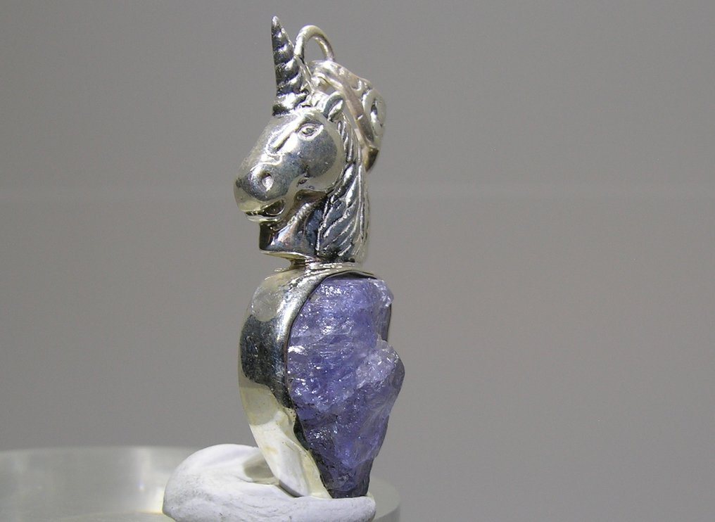 Tanzanite Pendente - Altezza: 42 mm - Larghezza: 13.7 mm- 5.52 g - (1) #2.1
