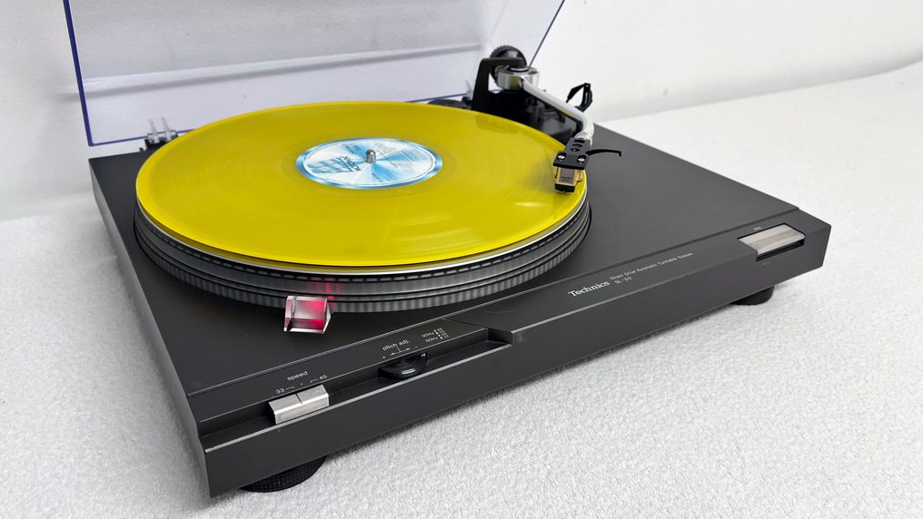 Technics - SL-D2 semi-automatic direct drive Turntable #3.2