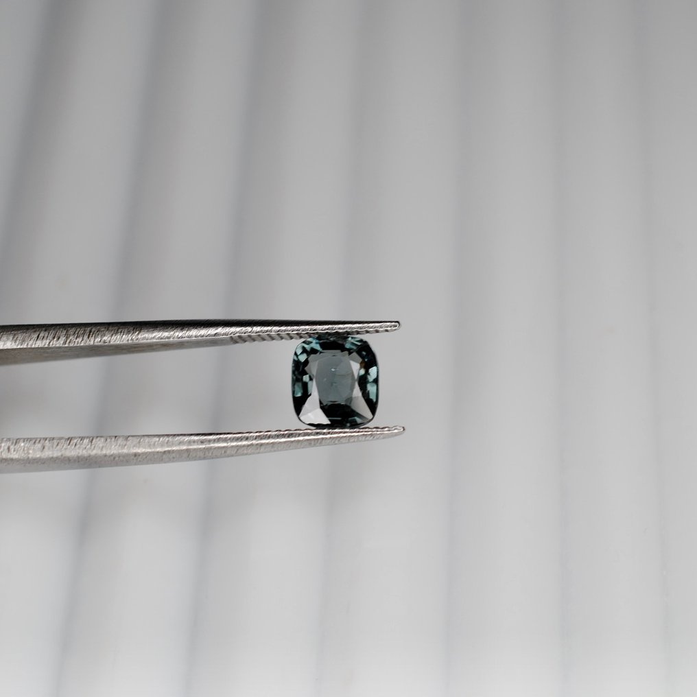 没有保留价 绿色, 灰色 尖晶石 - 1.11 ct - 国际宝石研究院(IGI) #2.1