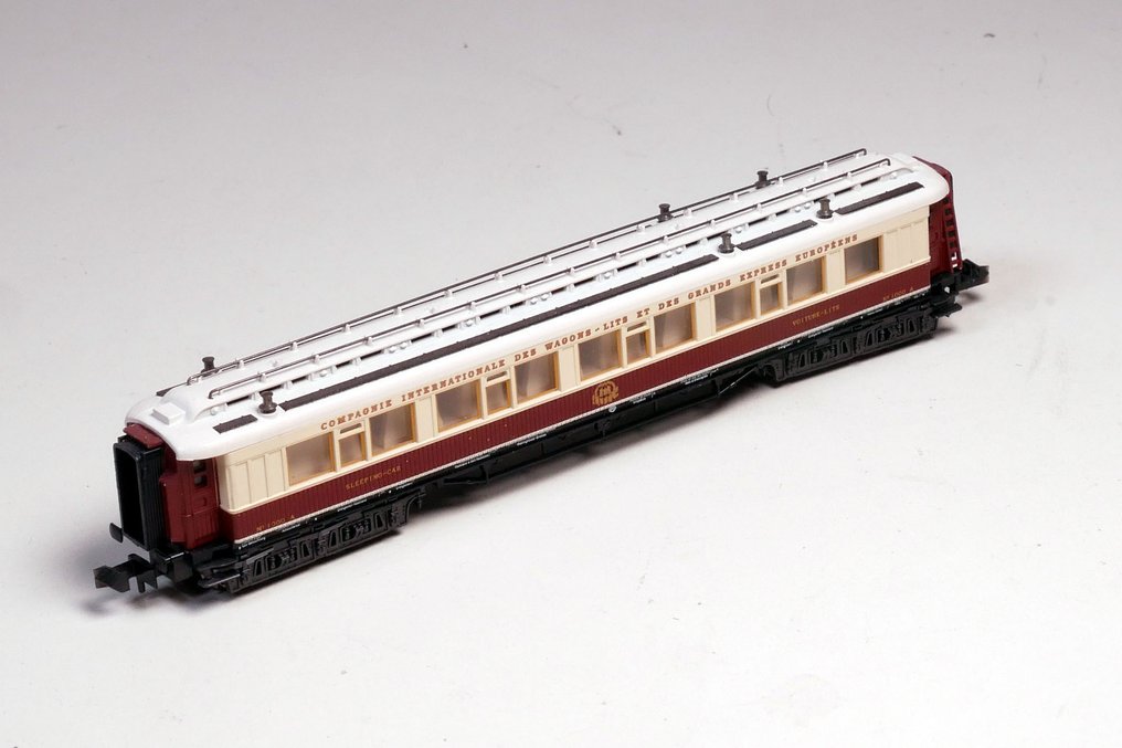 Minitrix, Arnold Rapido, Fleischmann N - Modellbahn-Personenwagen (13) - 13 Wagen - C.I.W.L., DRG #4.3