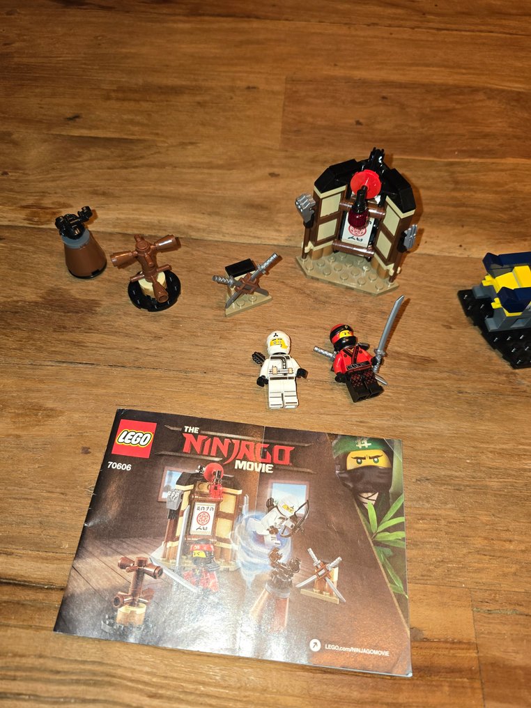 LEGO Set - Ninjago - Meerdere LEGO Ninjago sets (diverse instructies zichtbaar) #4.3