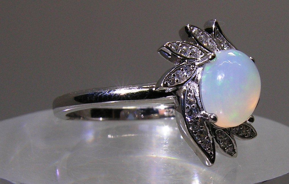 火焰欧泊 戒指 - 高度: 28 mm - 宽度: 21 mm- 3.5 g - (1) #3.2