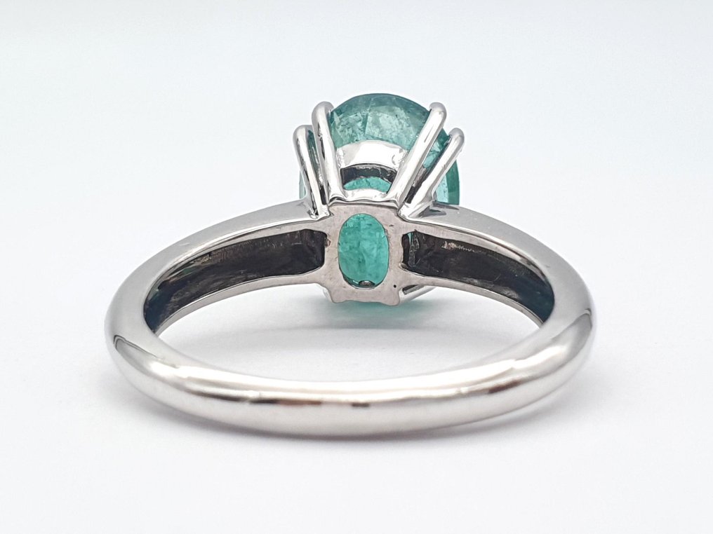 Ring - 14 karaat Witgoud -  3.82ct. tw. Smaragd #2.1