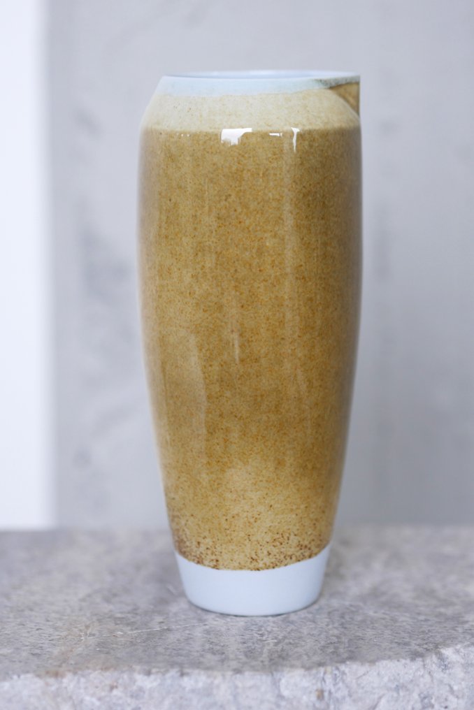 Ignorance is Bliss - Agne Kucerenkaite - Καράφα - Πορσελάνη #2.1