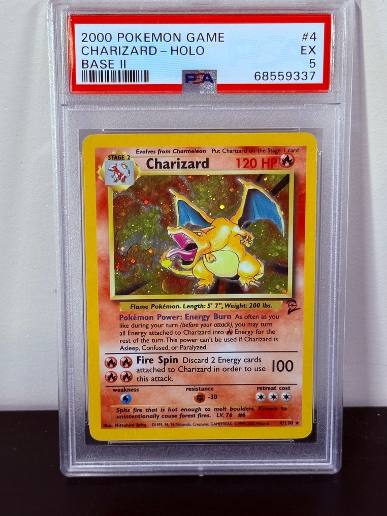 Pokémon - 1 Graded card - Charizard 4 Folie, Holo - PSA 5 - Various sets #1.0
