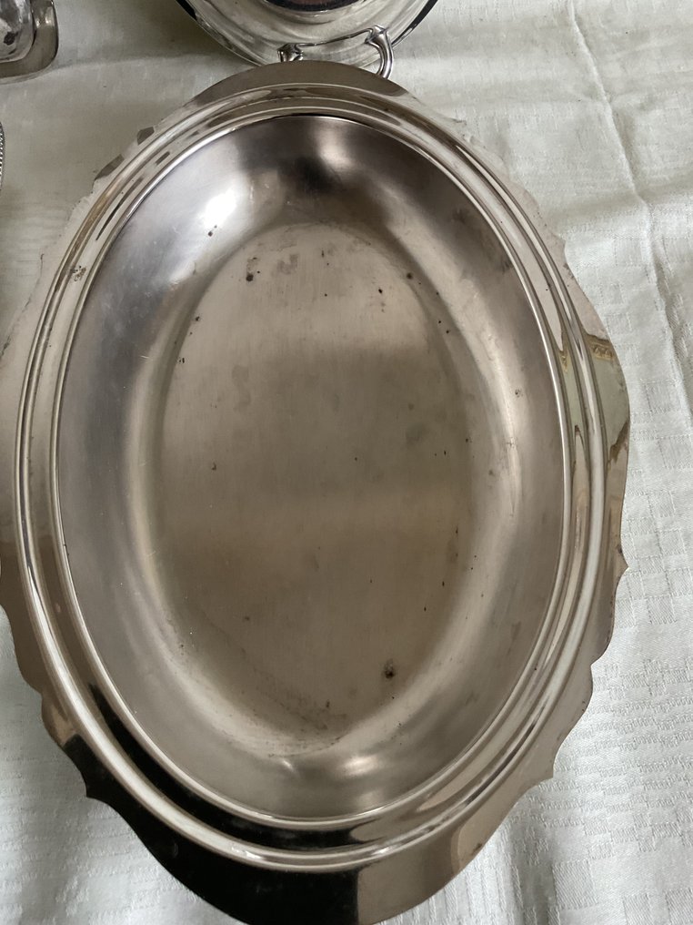 Alpha - Harrison Brothers & Howson (HB&H) – Sheffield - Piatto da portata (2) - Harrison Brothers & Howson (HB&H) – Verzilverd – Alpha Plate – Set di 4 ciotole da servizio - Placcato argento #3.2