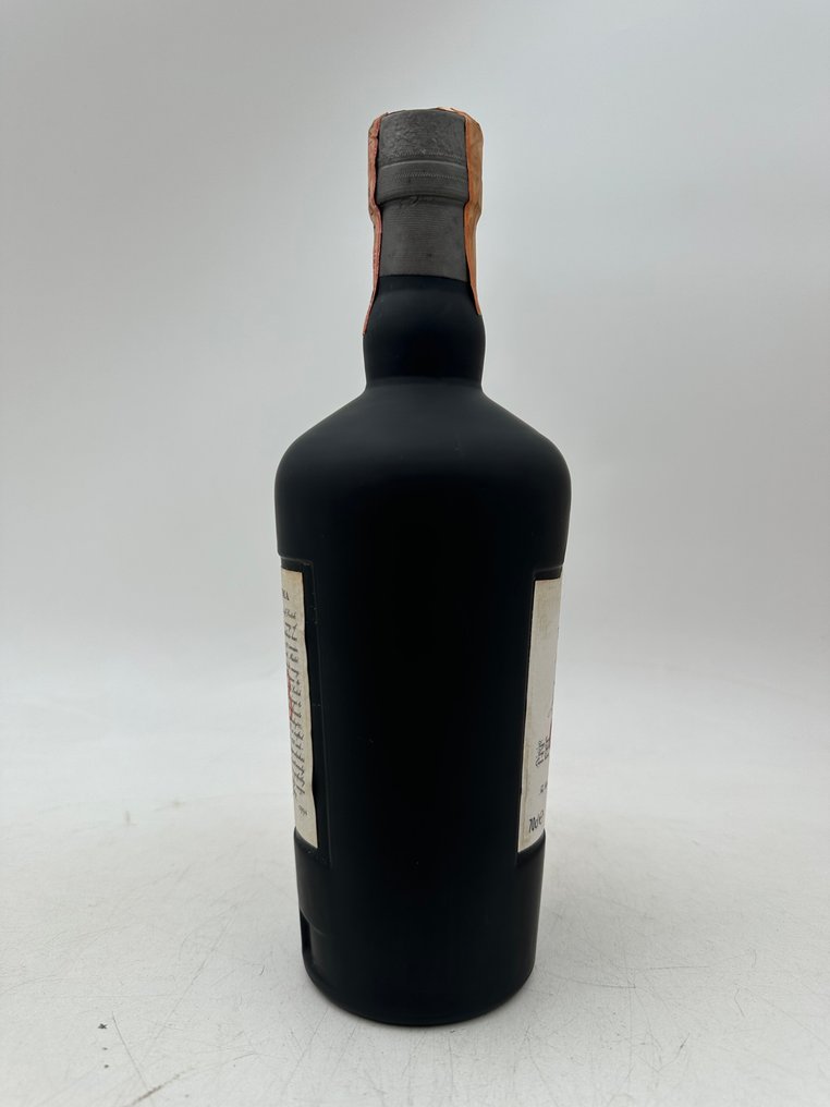J&B Ultima - Blend of 128 Scotch Whiskies  - 70厘升 #2.1