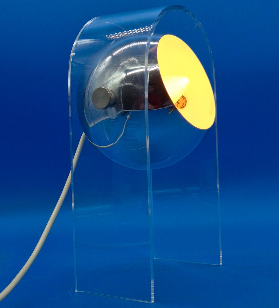 灯具 -  - 太空时代台灯——丙烯玻璃与金属 #1.0