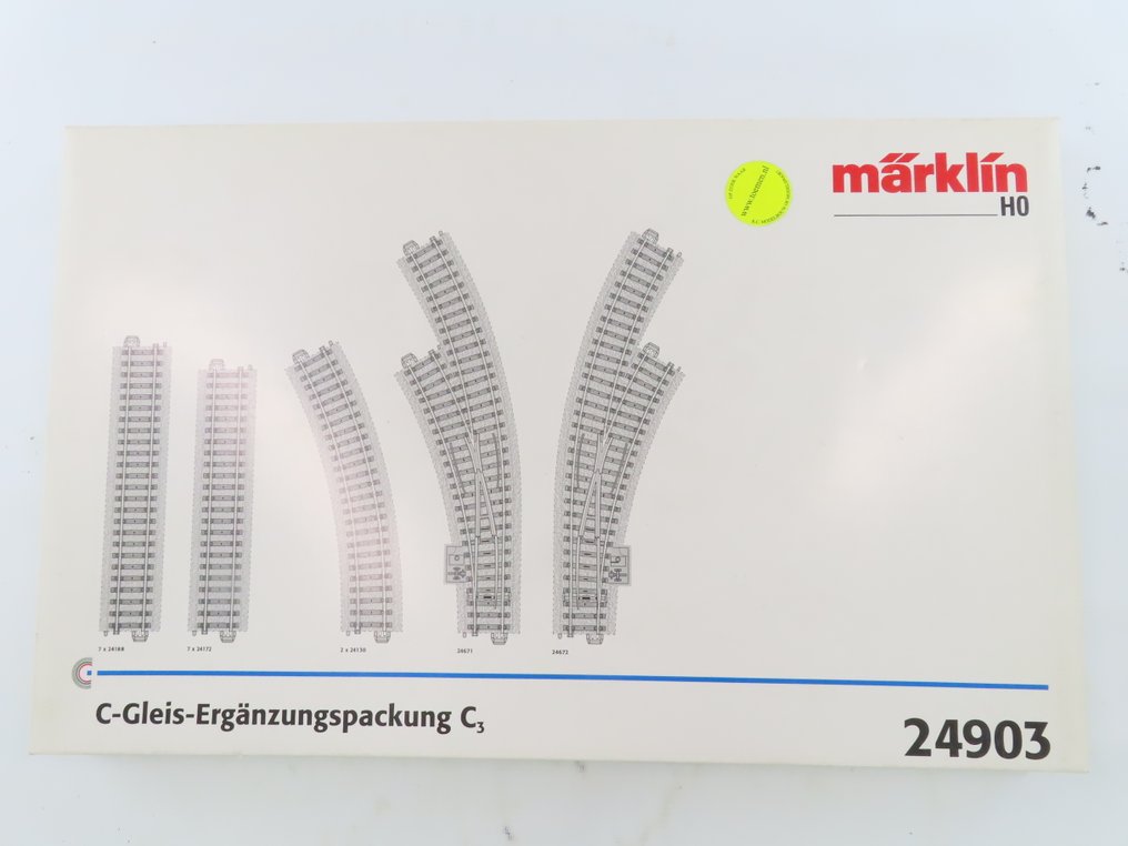 Märklin H0轨 - 24903 - 模型火车车轨 (1) - 18件套C3扩展套装,配有弯曲/直线轨道件及带弯曲的手动转辙器(左/右)。 #3.2