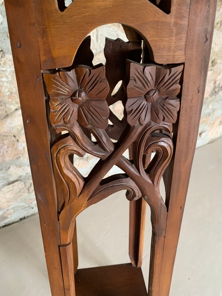 Plant table (2) - Wood #2.1