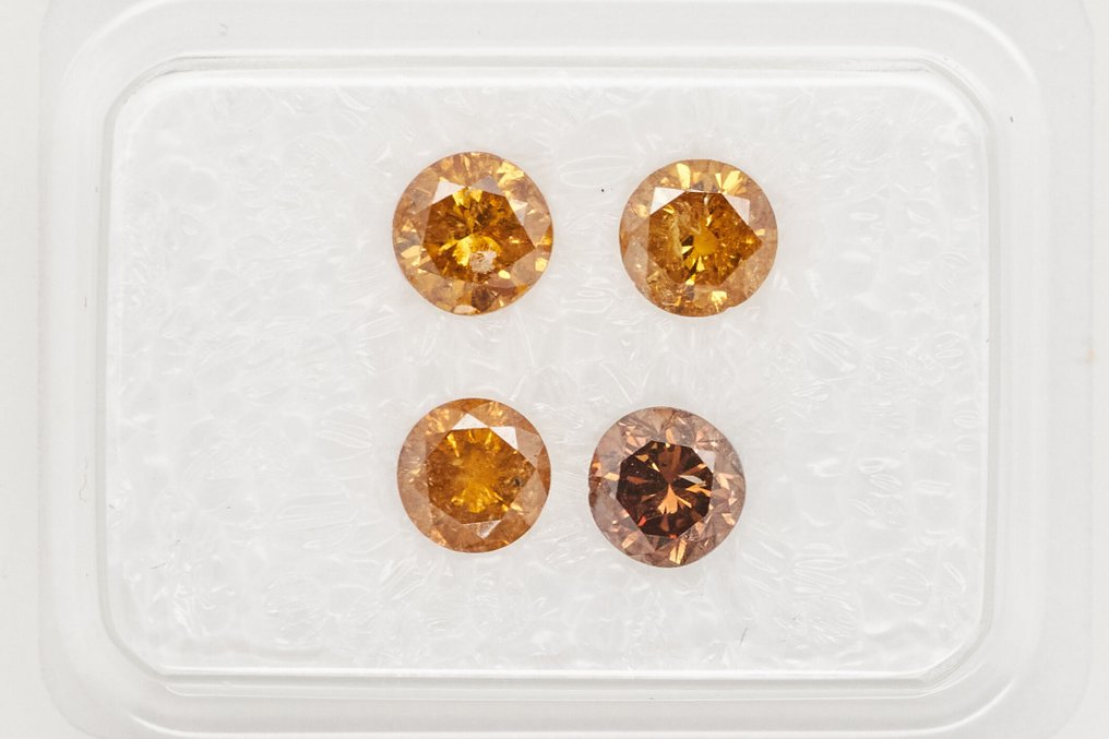 没有保留价 - 4 pcs 钻石  (经彩色处理)  - 1.11 ct - 圆形 - I1 内含一级, I2 内含二级, I3 - 安特卫普宝石报告（GRA） #2.1