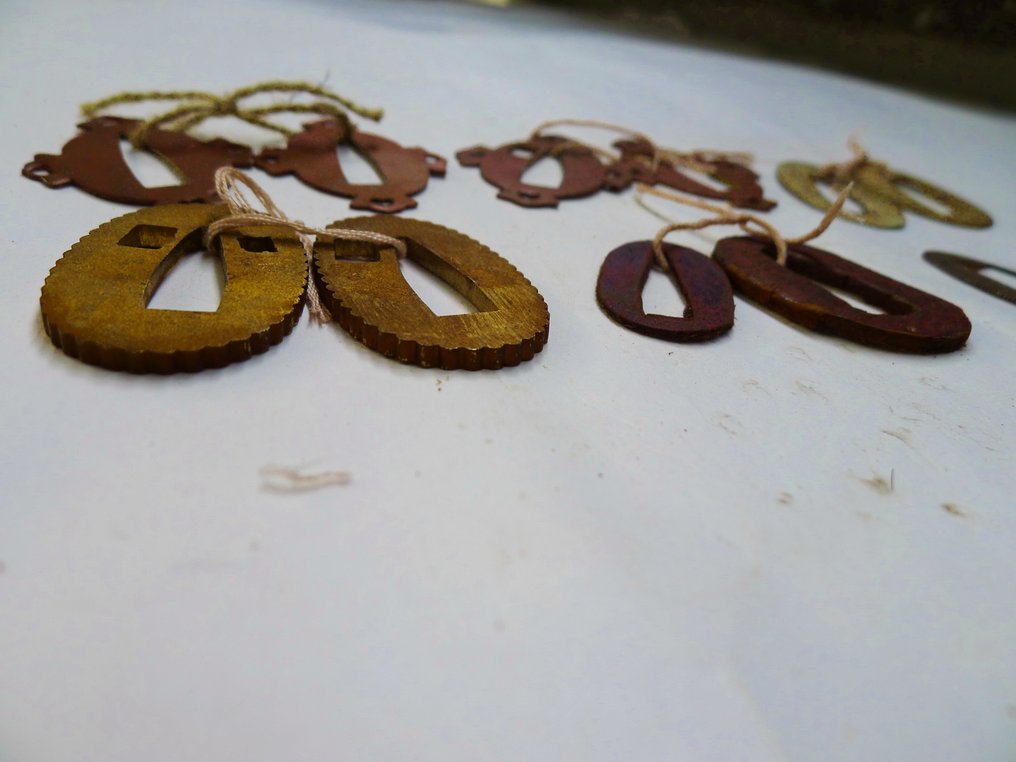 11把军用刀，刀剑、脇差、短刀 - 日本 - 20世纪 #1.0