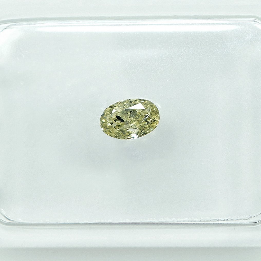Sans prix de réserve - 1 pcs Diamant  (Couleur naturelle)  - 0.25 ct - Oval - Fancy intense Verdâtre Jaune - I2 - Gem Report Antwerp (GRA) #2.1
