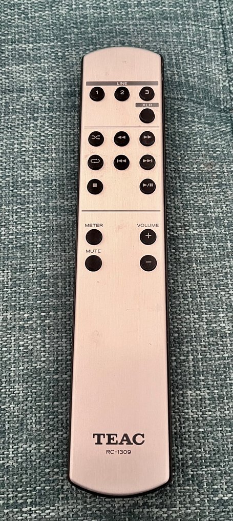 TEAC - AX-501 Amplificatore integrato a stato solido #4.3