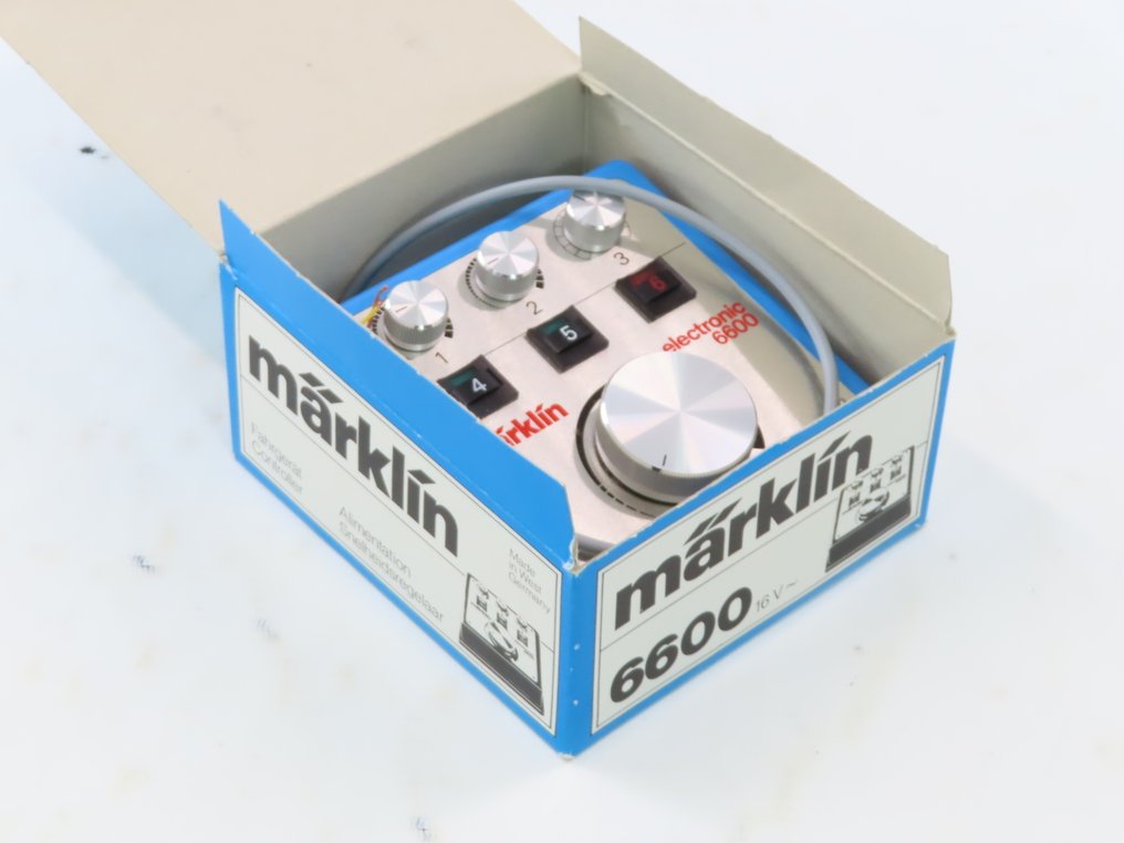 Märklin H0 - 6600 - Unidad de control para modelismo ferroviario (1) - Regulador electrónico de voltaje de viaje #1.0
