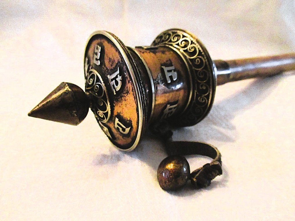 纪念品收藏系列 - 拍卖品 - 2件古老的亚洲独特物品 - 祈祷轮 + 佛像 - 1930/1960年代 - 尼泊尔 - 私人收藏 #3.2