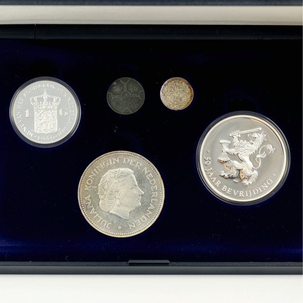 Hollandia. 1907/1970 - "Bevrijdingsset + De Bloei van Wilhelmina" (2 stuks) (Nincs minimálár) #3.2