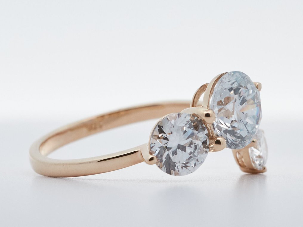 Ei pohjahintaa - Sormus - 14 kt. Keltakulta -  2.41ct. tw. Timantti (Laboratoriossa kasvatettu) - Timantti #1.0