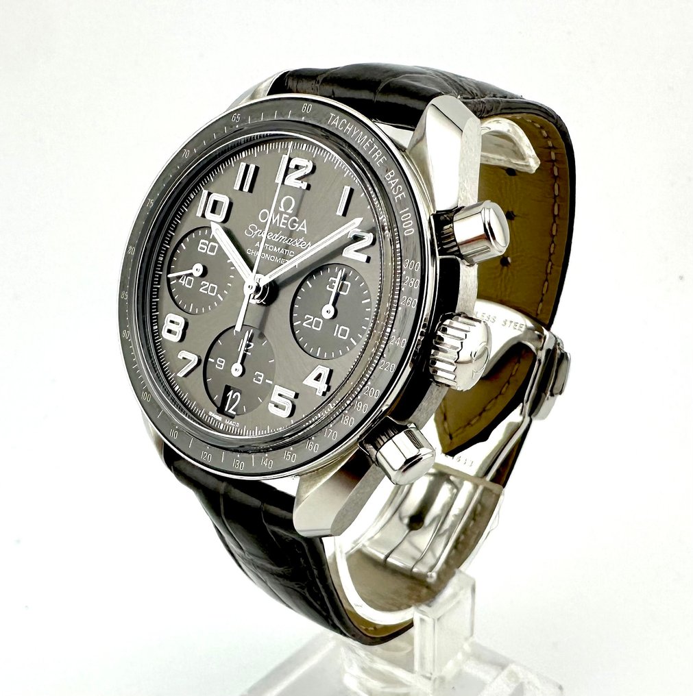 Omega - Speedmaster - Unisex - 2023 #1.0