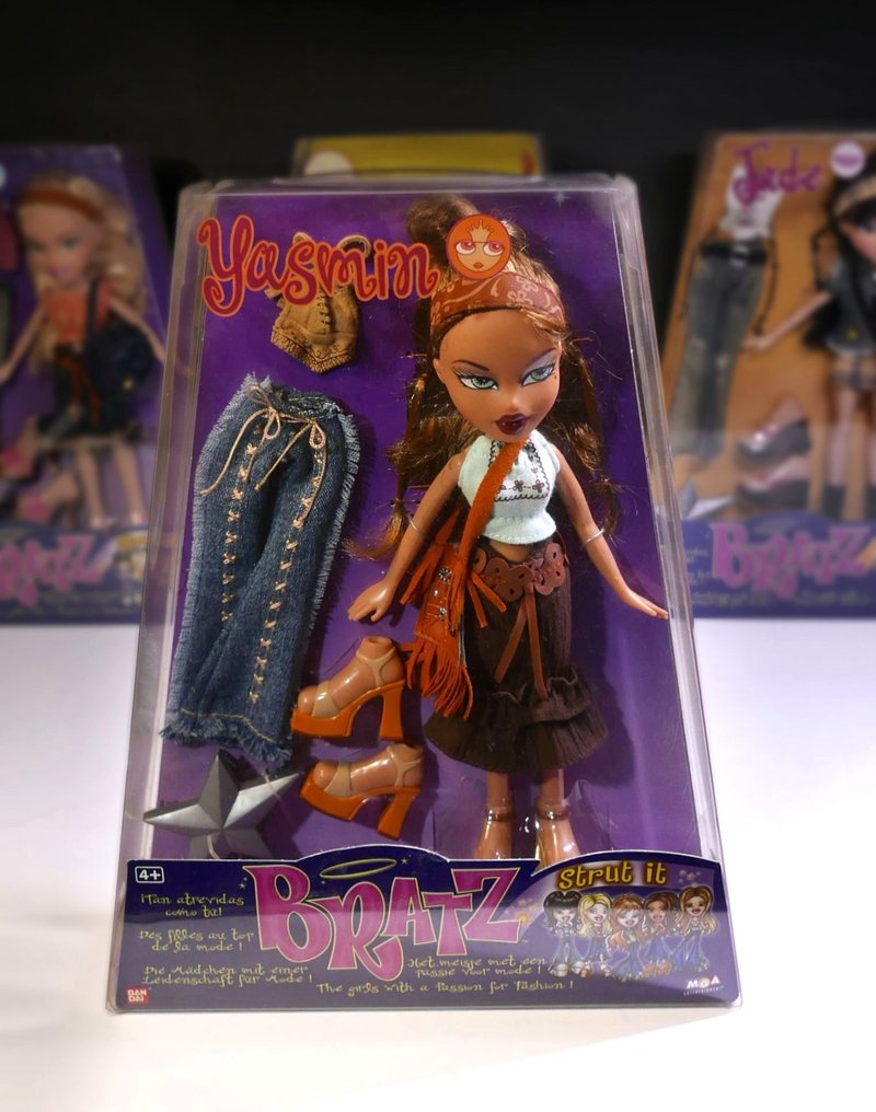 Bratz  - Boneca Barbie Yasmin- Collection STRUT IT - Bratz premières éditions 2003 - MINT #1.0