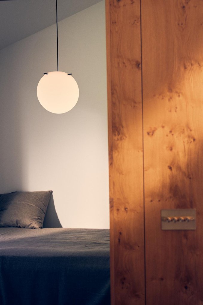 Frandsen - Jonas Birkebæk Poulsen - Κρεμαστό φωτιστικό - Κολιέ Koi Ø19 - Όπάλ - Μέταλλο, Γυαλί #4.3