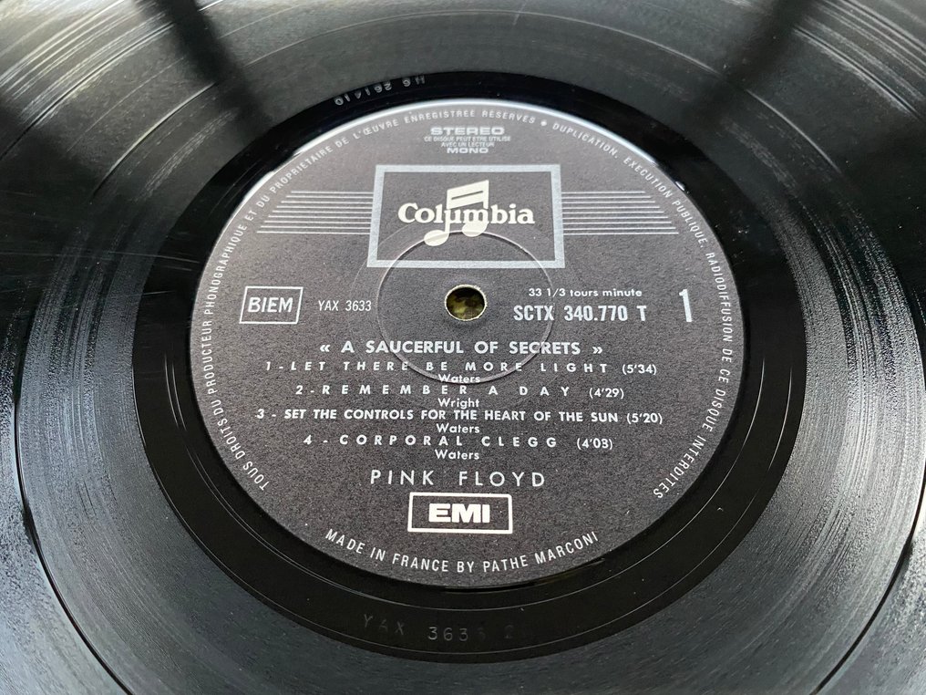 Pink Floyd - A Saucerful of Secrets - LP Album (stand-alone item) - Repress - 1969 #3.2