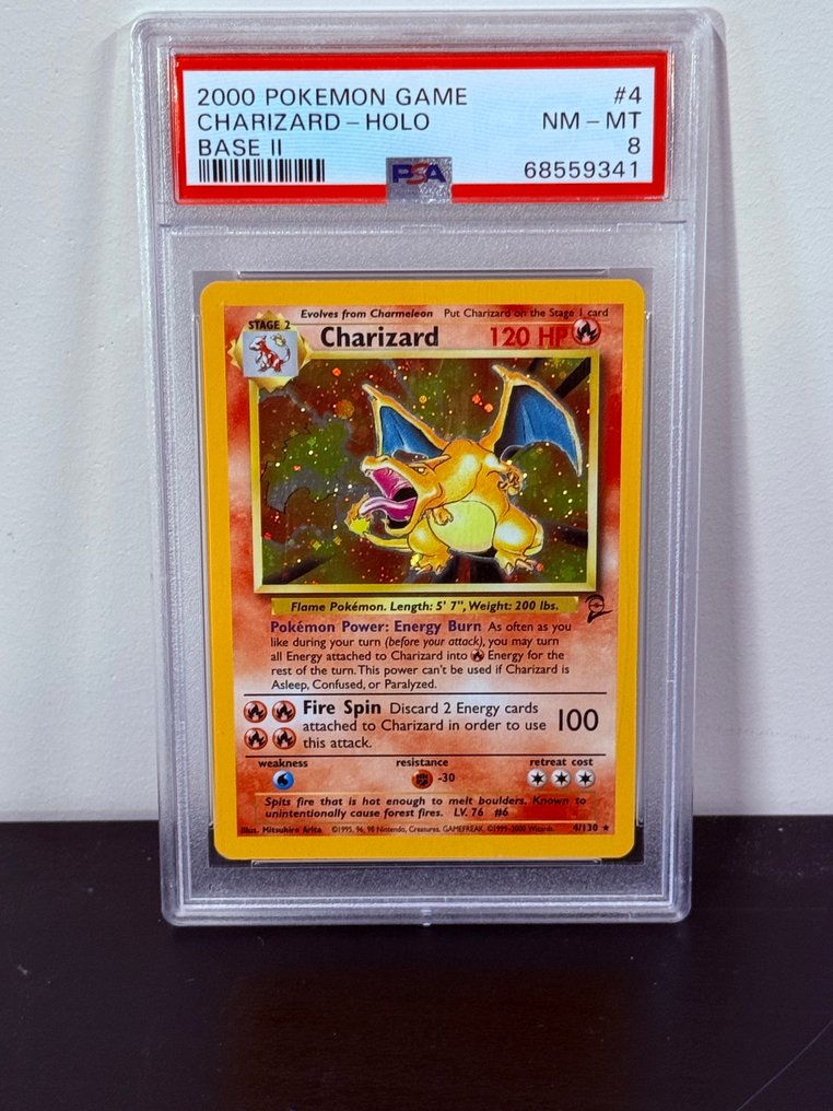 Pokémon - 1 Graded card - Charizard 4 Foil, Holo - PSA 8 - Various sets #1.0