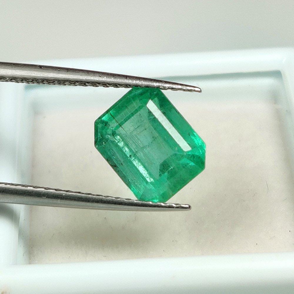 绿色 祖母绿  - 2.51 ct - 国际宝石研究院（IGI） - 次要油！ #1.0