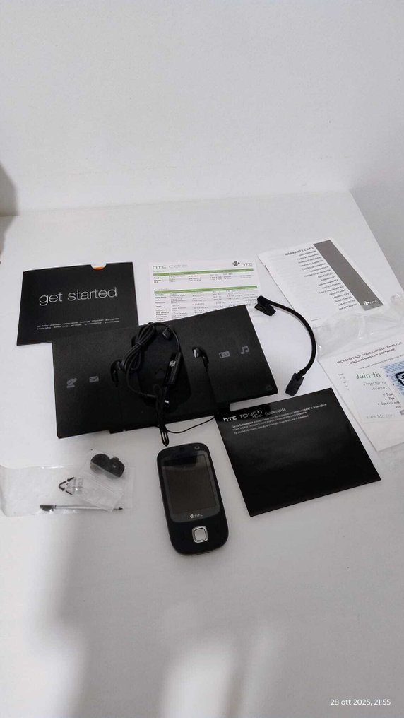 HTC - Telefon komórkowy (1) - W oryginalnym pudełku #1.0