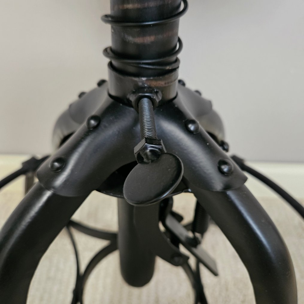 Krakk - Høydejusterbar dreibenk - Lær, Jern #3.2