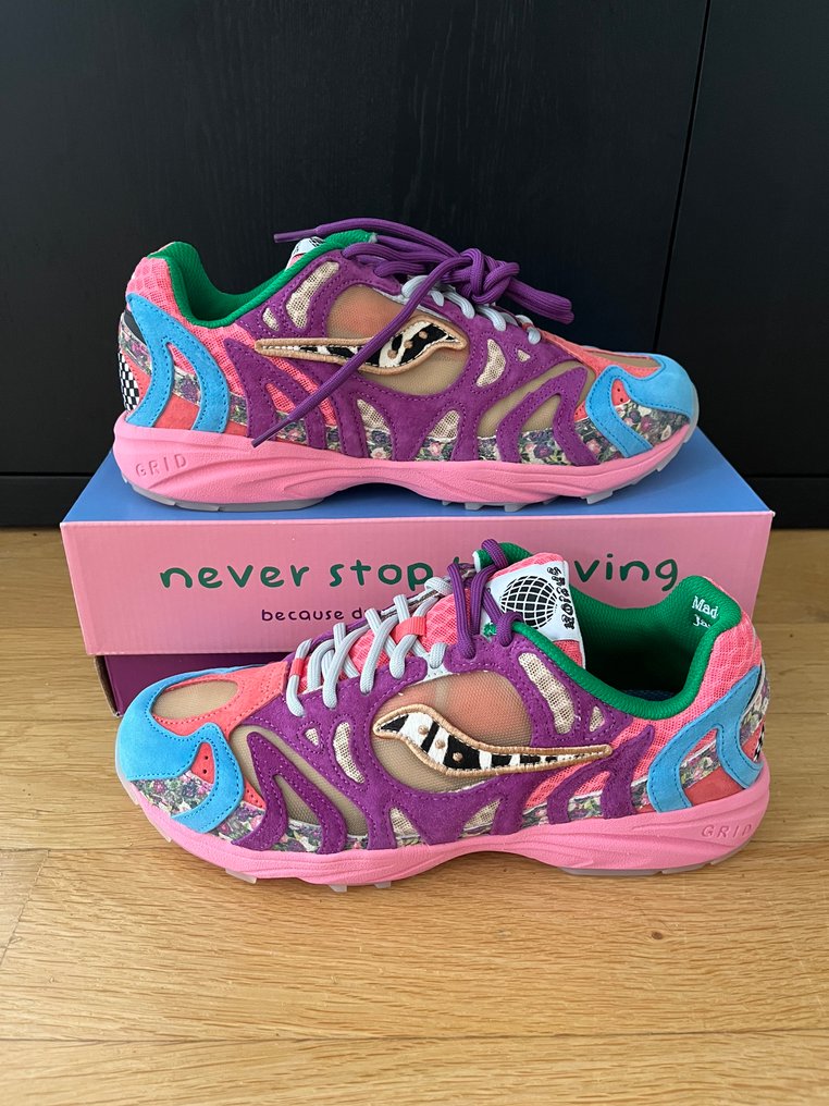 Saucony - Grid Azura 2000 - Low-top trainers - Size: EU 44 - New with tags #1.0