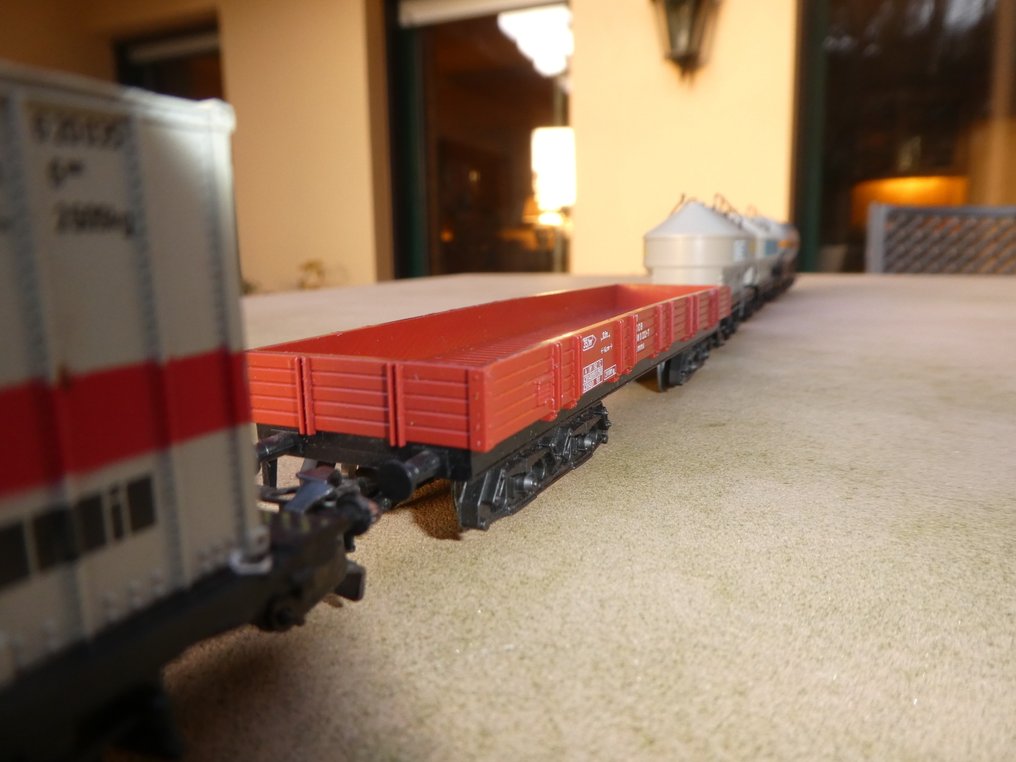 Märklin H0 - 3075/4473/46450/4661/4662/4664 - Set de trenes (6) - Tren de carga, locomotora diésel BR 216 con 5 vagones de carga - DB #4.3