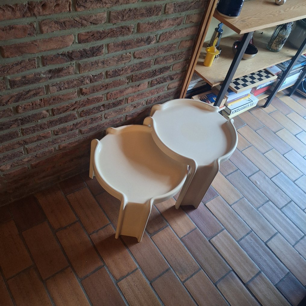 Kartell - Giotto Stoppino - Nesting tables (2) - Plastic #1.0