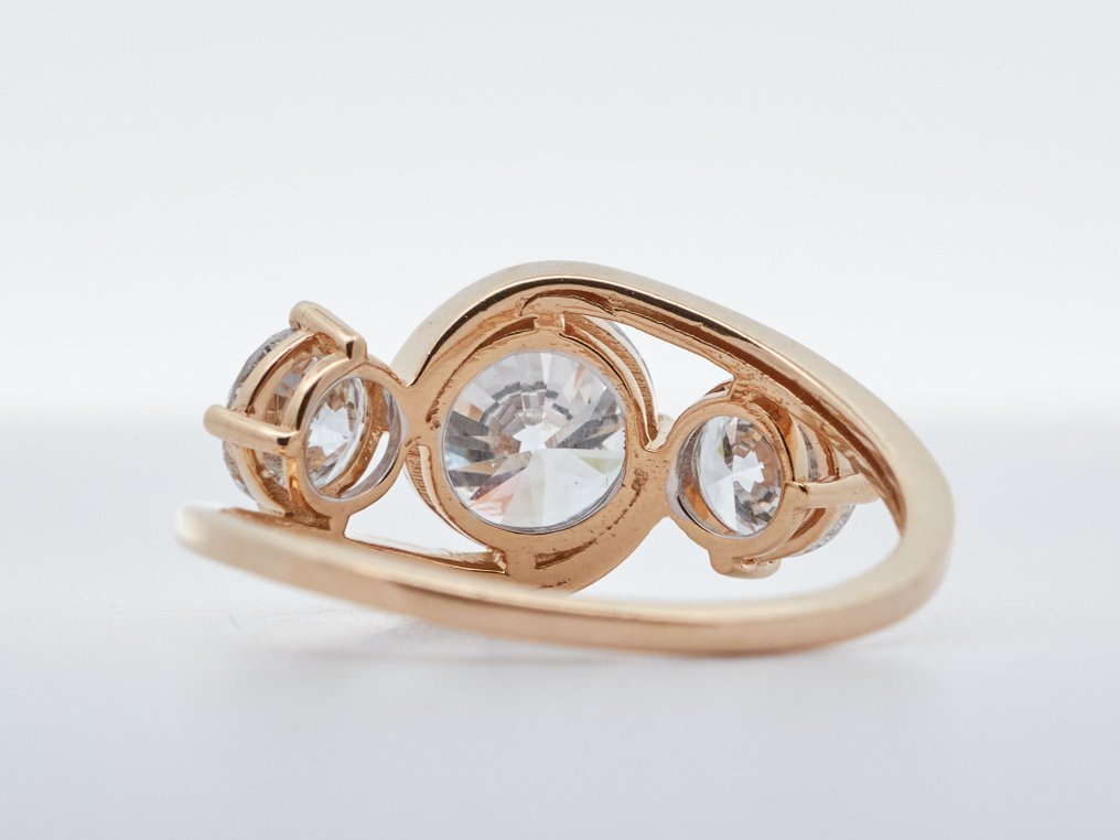 Ei pohjahintaa - Sormus - 14 kt. Keltakulta -  2.06ct. tw. Timantti (Laboratoriossa kasvatettu) - Timantti #3.2