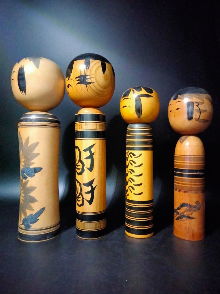 Αγαλματίδιο (7) - Επτά σπάνιες παραδοσιακές κούκλες κοκέσι σε μαύρη εκδοχή, διαφόρων μεγεθών. #2.1