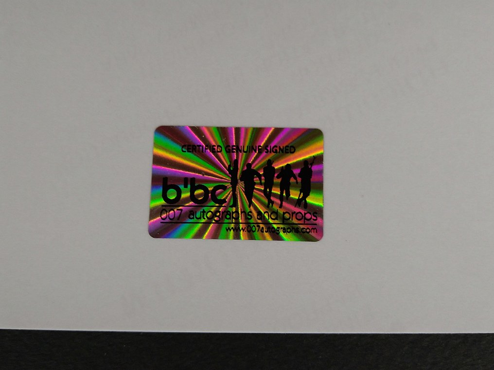 James Bond 007: Diamonds Are Forever - Jill St John "Tiffany Case" - Autograph, Photo with COA #3.2