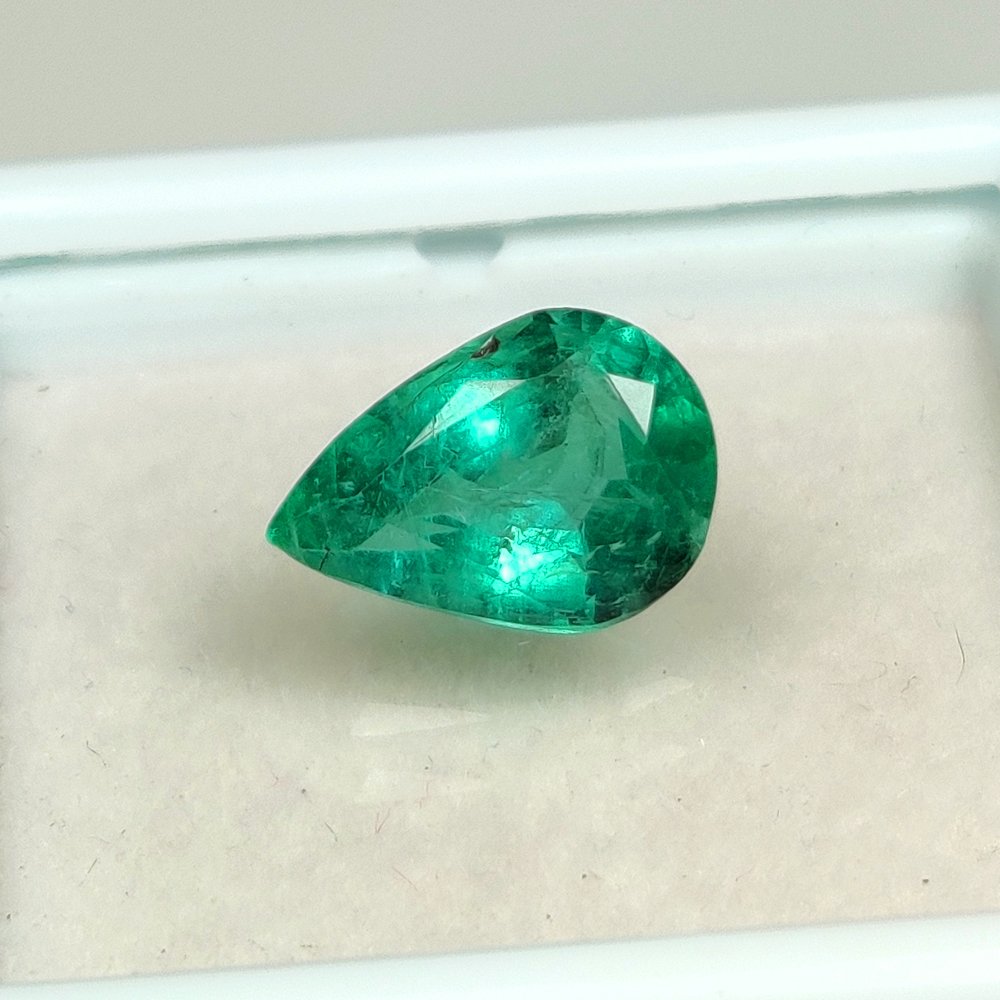 Verde, Blu Smeraldo - 1.45 ct - International Gemological Institute (IGI) - Top Luster #1.0