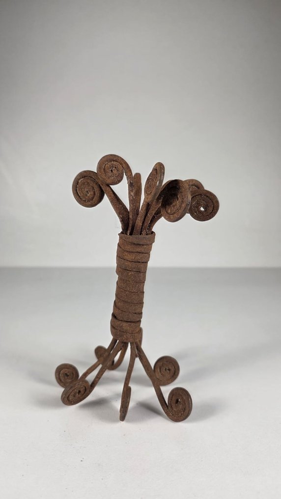 Πρωτόγονη νομισματική σε μαύρο σίδερο. - Chamba - Νιγηρία (χωρίς τιμή ασφαλείας) #4.3