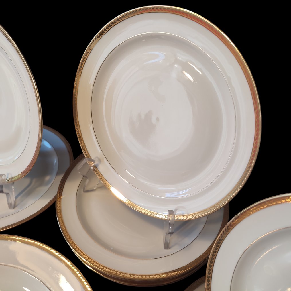 Limoges France “Seraphin” - Table service (12) - Royal gilding in Louis XV style - Fine porcelain from Limoges - Service for dinner #3.2